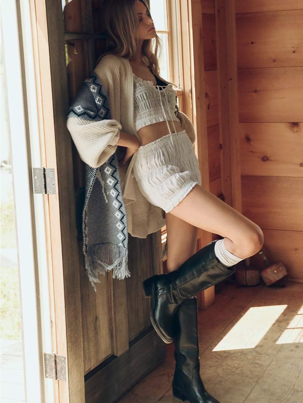 Frye Kate Pull On Boot - Picture 2 of 6